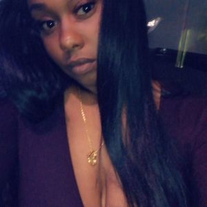 Meet your Posher, Kendra